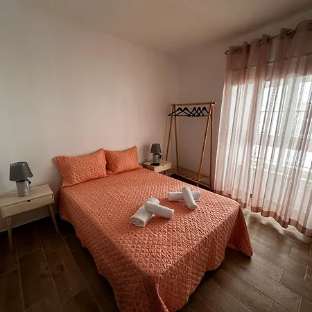 Daire Casa Dos Passarinho's , *