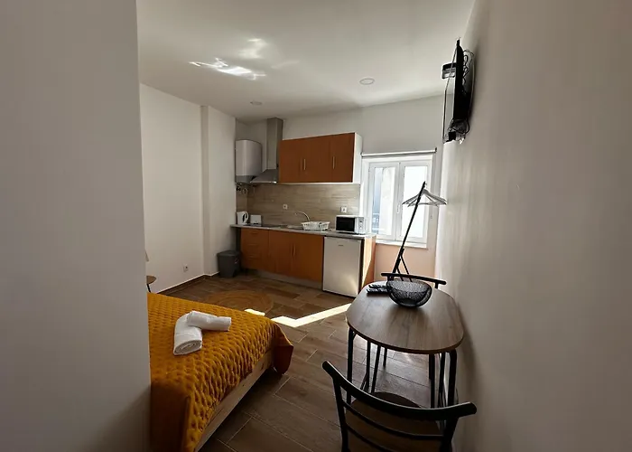 Casa Dos Passarinho's , Lagos